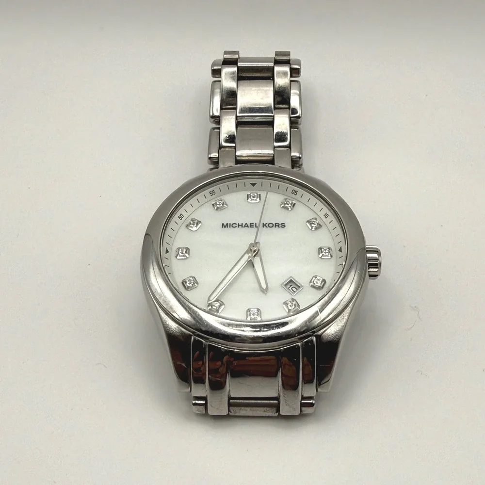 Michael Kors MK-5325 Silver Stainless Steel Crystal Dial Women's Watch 10 ATM